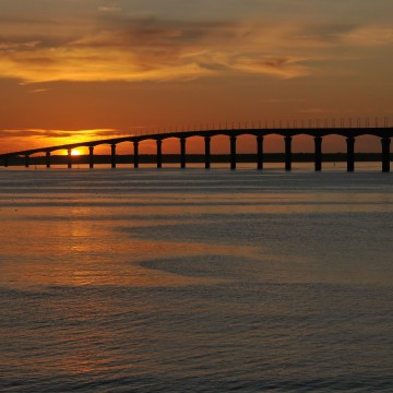 Pont de l'île de ré au coucher de soleil