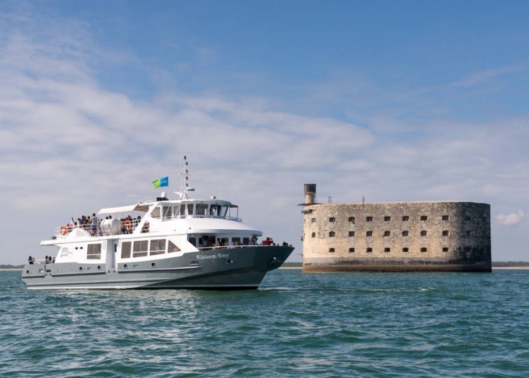 CROISIERES INTER-ILES CROISIERES INTER-ILES