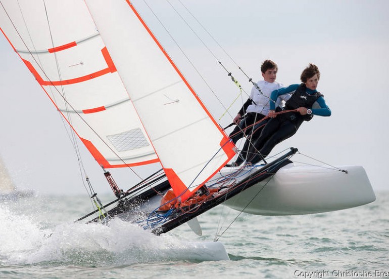 ECOLE DE VOILE SRR ECOLE DE VOILE SRR