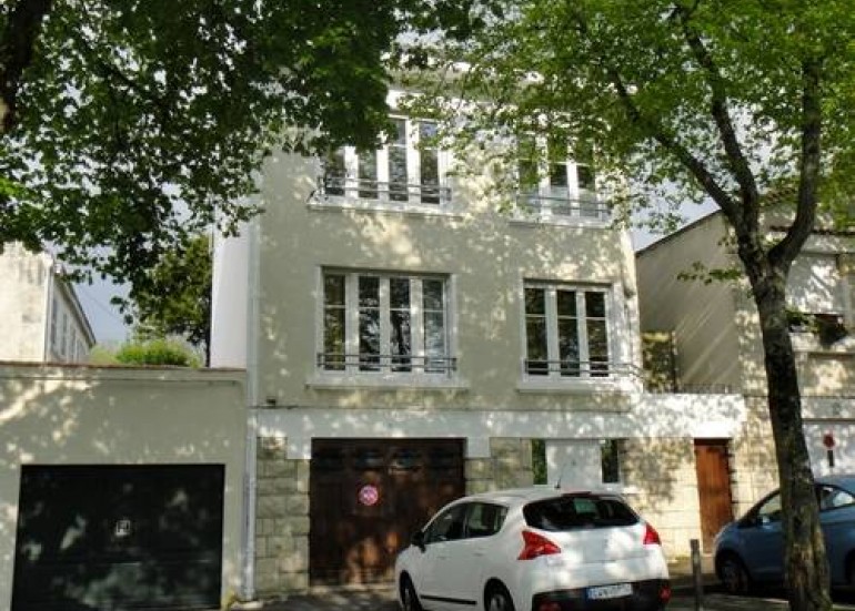 RIVAUD MARTINE - LA MAISON DU REMPART RIVAUD MARTINE - LA MAISON DU REMPART