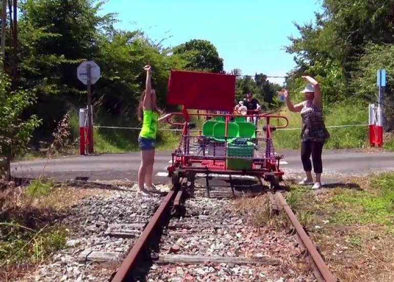 VELORAIL DE SAINTONGE VELORAIL DE SAINTONGE