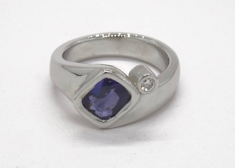 Atelier joaillerie Nicolas Favard Atelier joaillerie Nicolas Favard