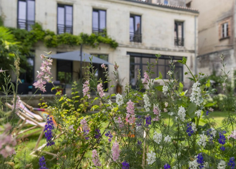 Escale Rochelaise vue depuis le jardin