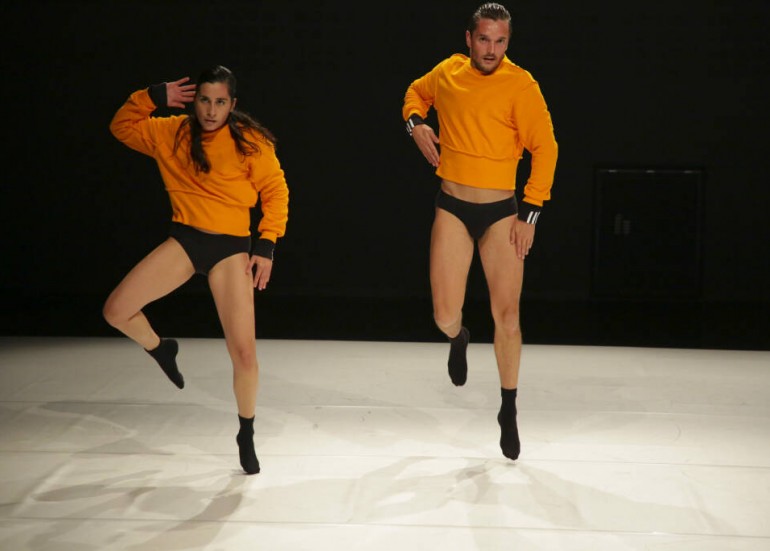 Dance : Abdomen - La Grive Dance : Abdomen - La Grive