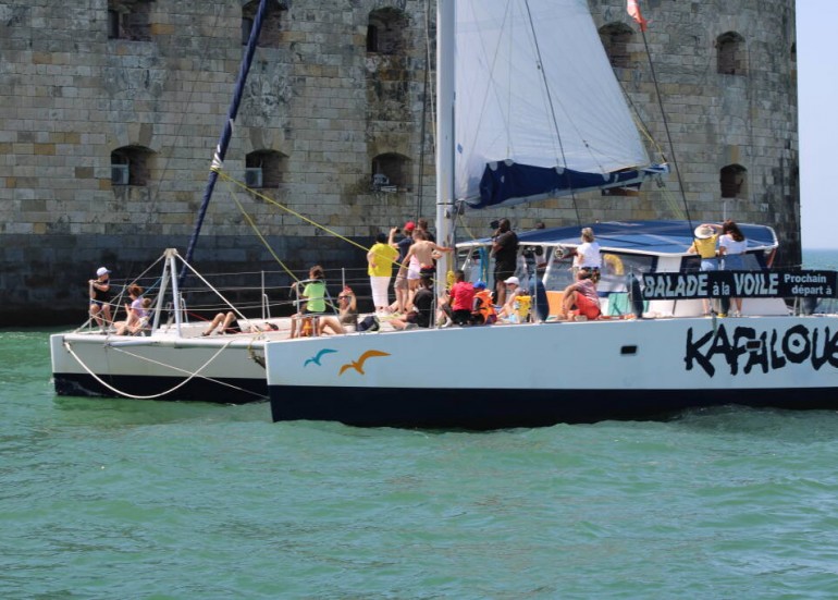 Sailing trip on a catamaran to Fort Boyard - Kapalouest Sailing trip on a catamaran to Fort Boyard - Kapalouest