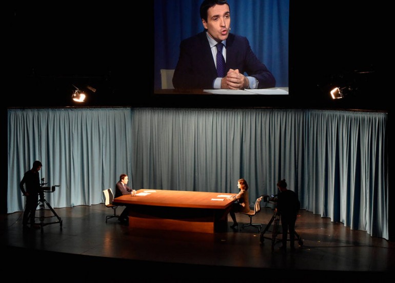 Theater - Le Grand Débat Theater - Le Grand Débat