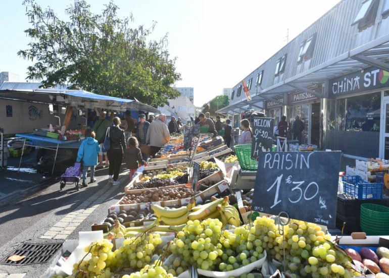 Marché de Villeneuve