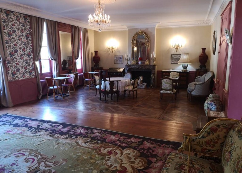 Grand salon