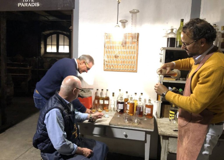 Atelier dans les pas du maître de chai